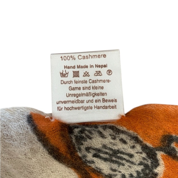 Friendly Hunting 100% Cashmere Scarf Wrap Shawl Orange Horse Guard 4' by 7' - Picture 3 of 8